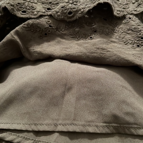 American Eagle tiered lace lined dress with tie in back and eye hook closure - Picture 7 of 7